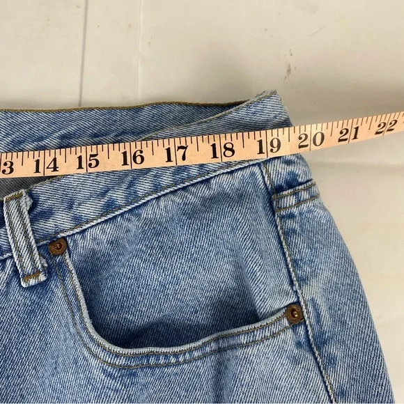Vintage 90s Classic Guess  Jeans size 38 made in Canada - Picture 8 of 10